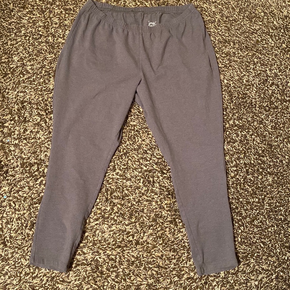 Grey leggings